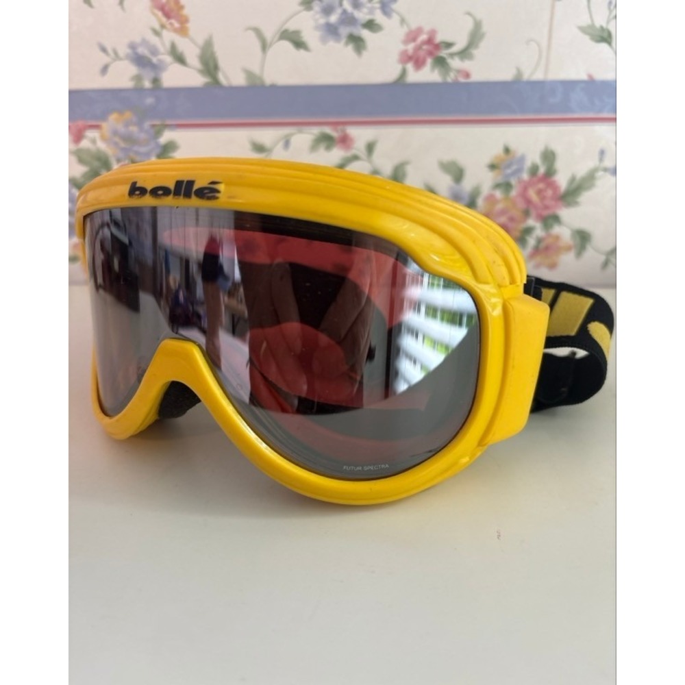 Bolle Vintage Ski Goggles Yellow Futur Spectra Rose Lens Snowboard Eyewear